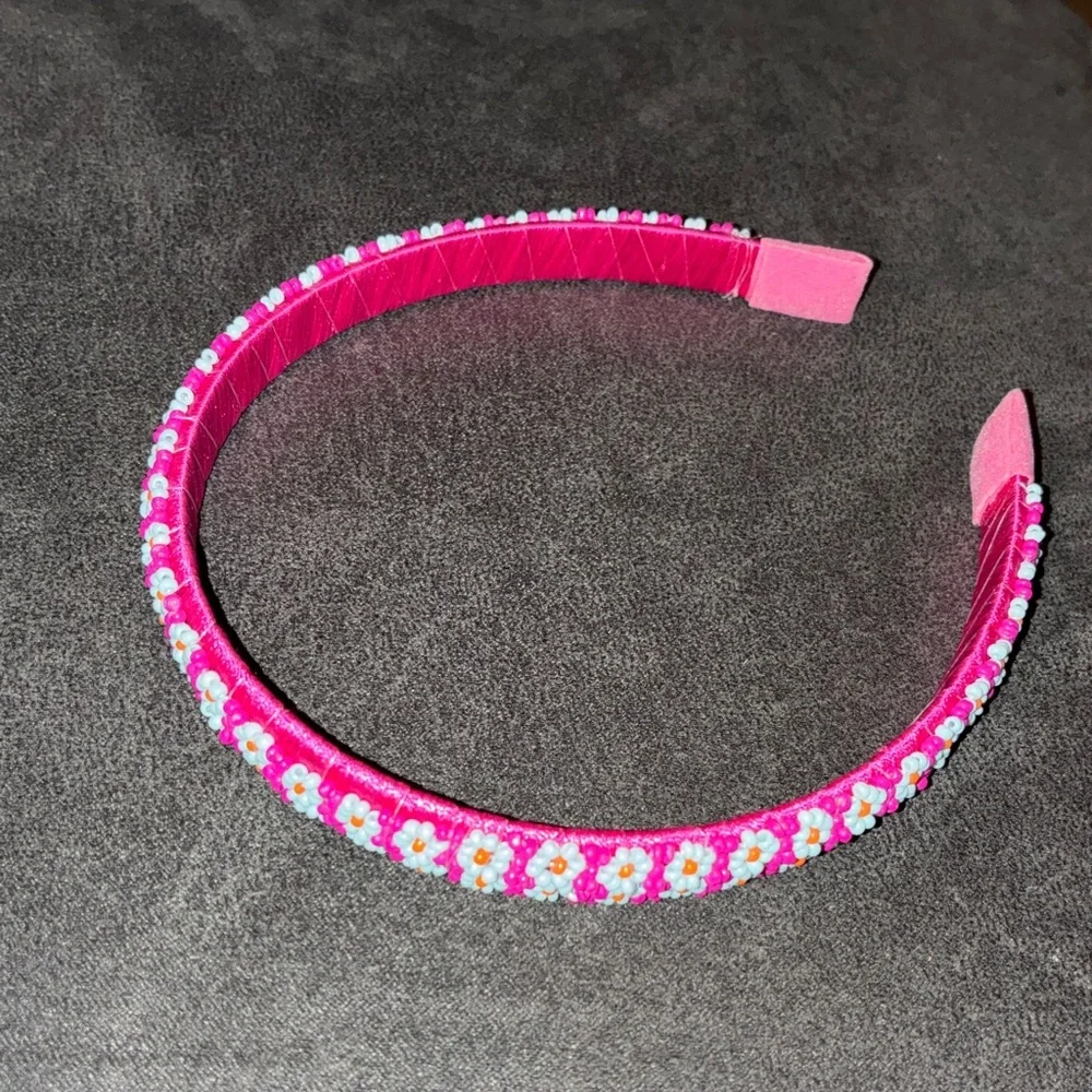 NWOT. Zara Kids Fuchsia Beaded Headband with Flower Design.